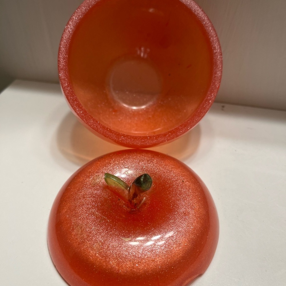 Handmade Apple-Shaped Jars - Picture 2 of 6